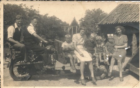 Gezin Romke Weening (met 2 onbekenden)